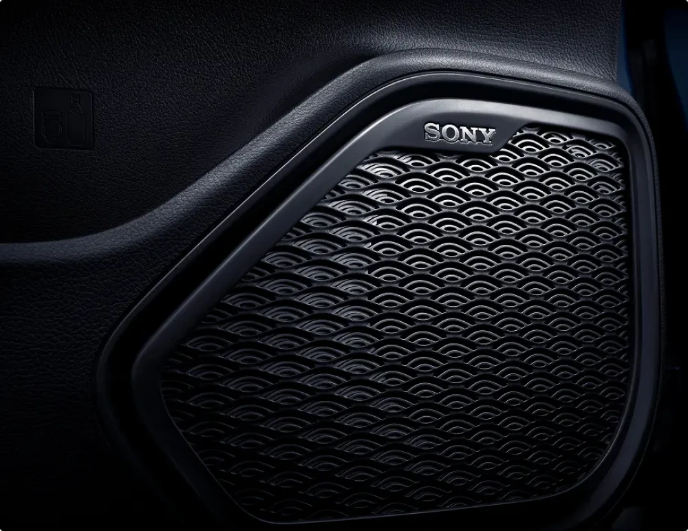 Premium Sony audio sistem sa 8 zvučnika.